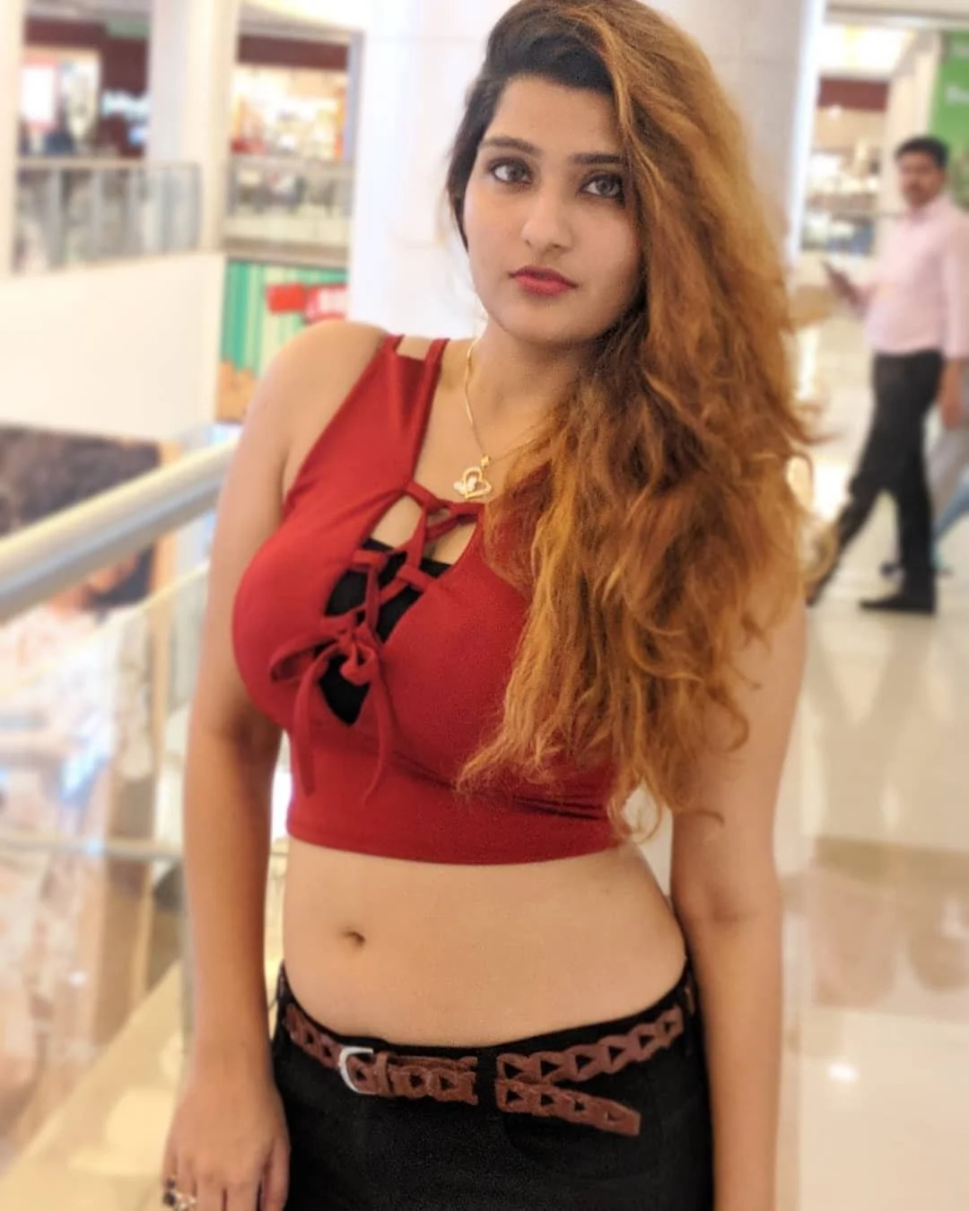 I'm a independent call girl in Etawah who can give you the best sexual adventure.